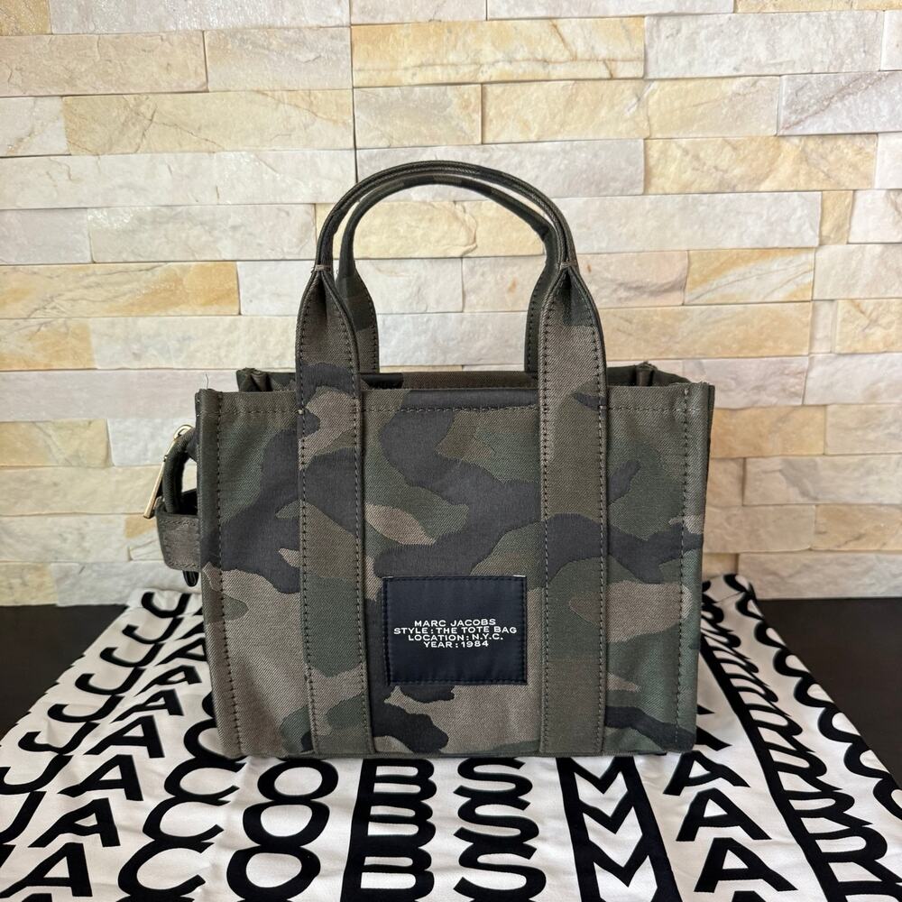 Limited‼️Marc Jacobs The Camo Jacquard Small Tote Bag 2S4HTT003H03 $295 - Picture 6 of 10